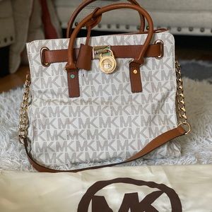 Michael Kors Hamilton Traveler Purse